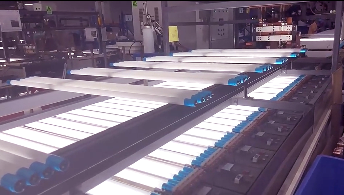 tube light manufacturer production line